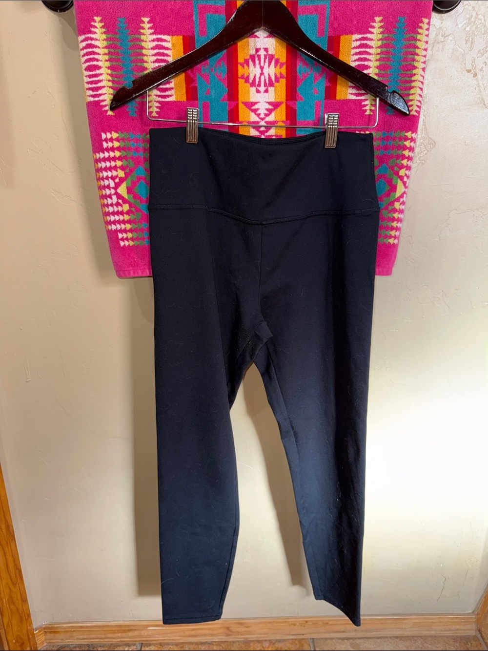 LOT OF FOUR PAIR ZOBHA YOGA PANTS WORKOUT LEGGINGS-black-xl